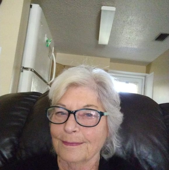 Meet your Posher, Linda - Picture 1 of 1